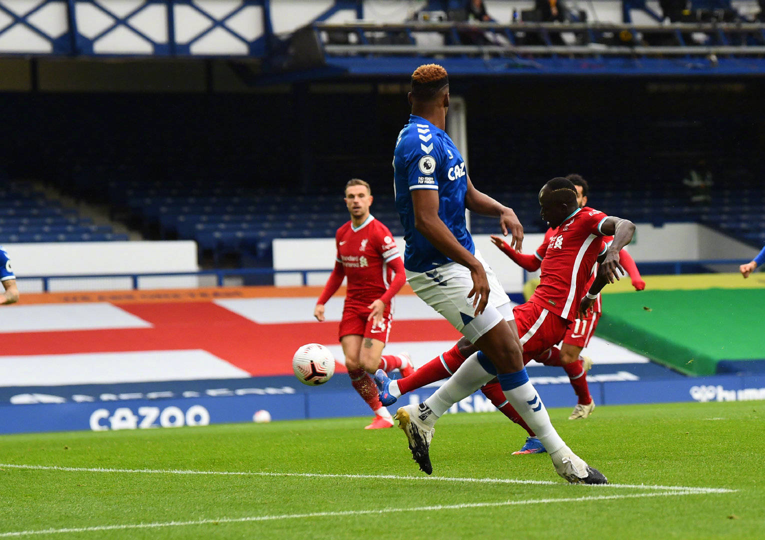 的抢断为球 的抢断为球